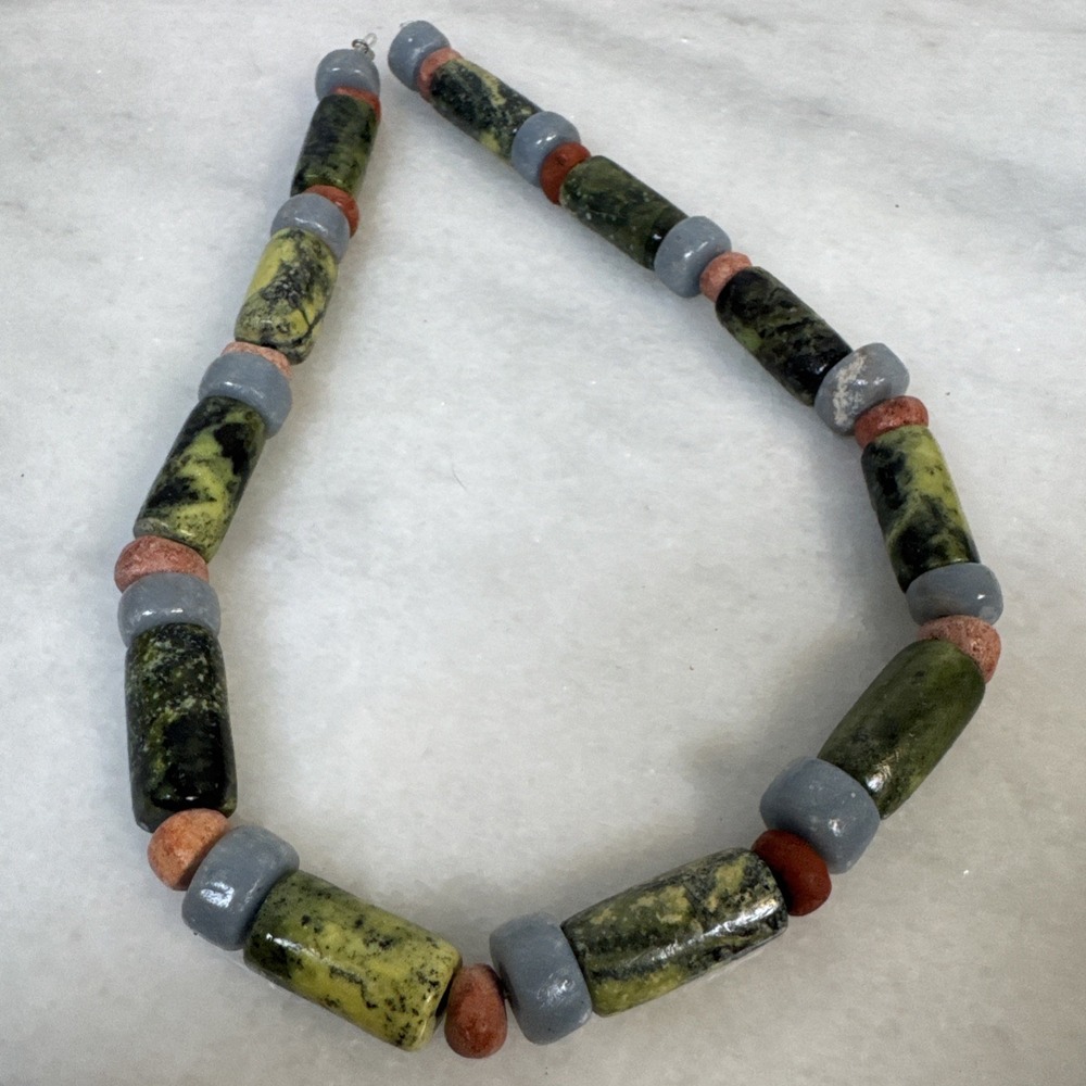 Vintage Native American Sterling Serpentine Stone Beaded Necklace 16" 86g